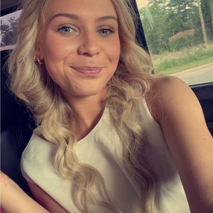 Meet your Posher, Kaylie